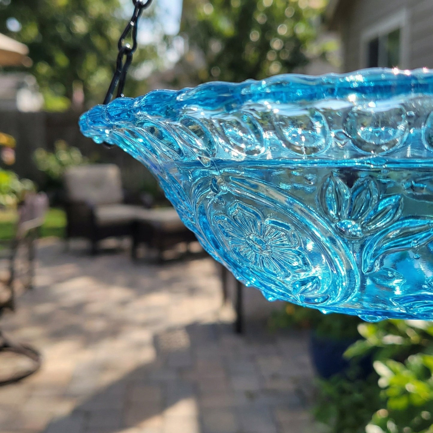 Solar Cascade Hanging Birdbath Fountain